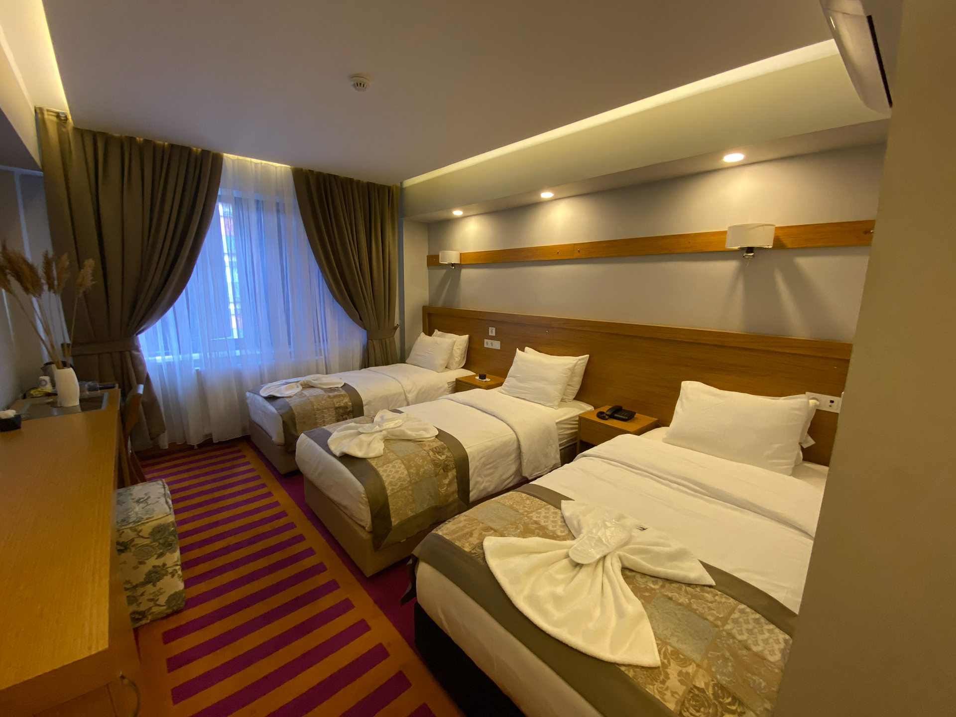 Won_Hotel_Taksim_Istanbul_Turkey_Room_602_Won5